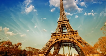 Paris Paris