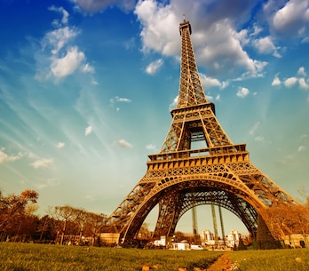 Paris Paris