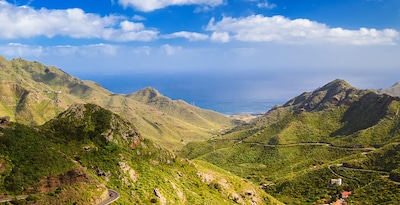 Route through the 9 Wonders of the Island Route through the 9 Wonders of the Island