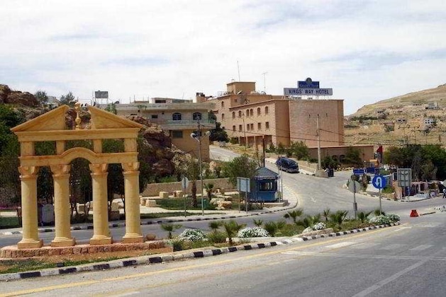 Gallery - Kings Way Inn Petra