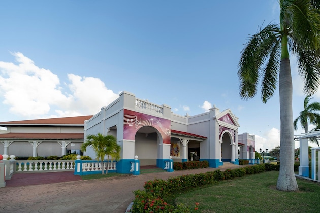 Gallery - Resonance Musique Varadero - Adults Only
