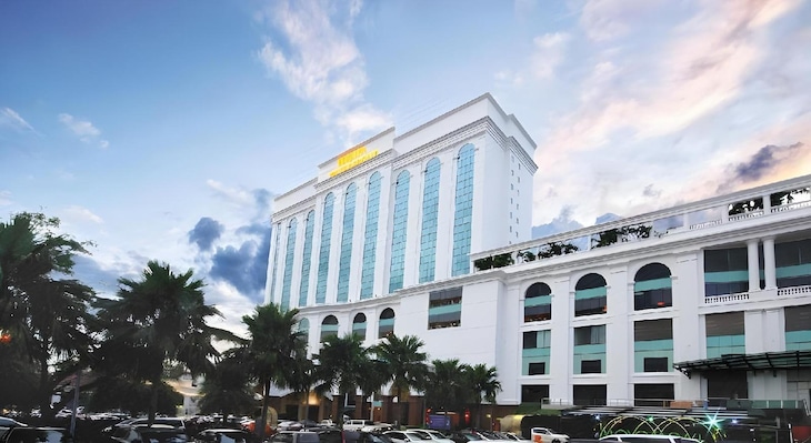 Gallery - Berjaya Waterfront Hotel