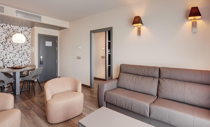 Gallery - Sercotel Plaza Feria Hotel