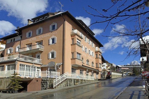 Gallery - Hotel Touring