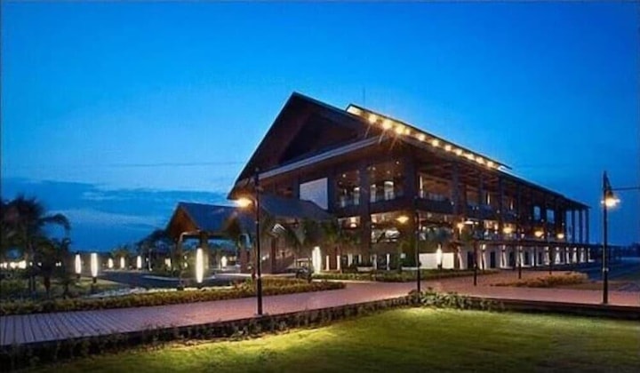 Gallery - Duyong Marina & Resort