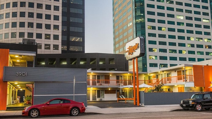 Gallery - The Tangerine - A Burbank Hotel