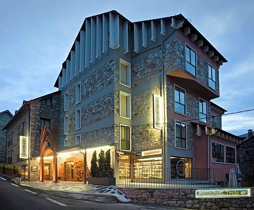Gallery - Hostal Pey