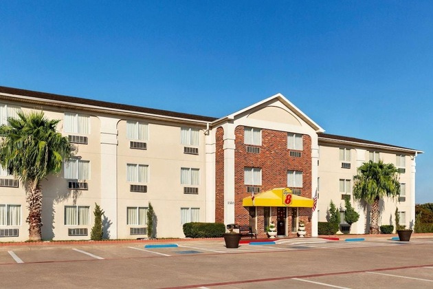 Gallery - Super 8 By Wyndham Waco University Area