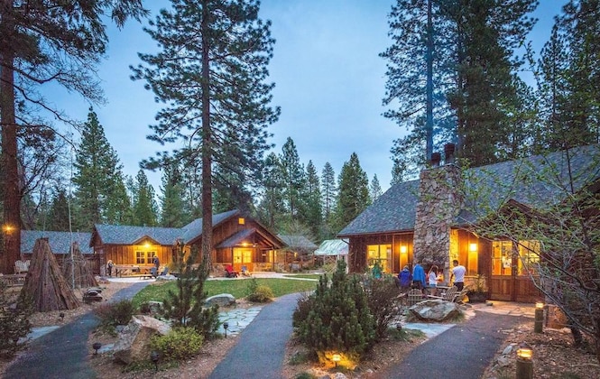 Gallery - Evergreen Lodge Yosemite