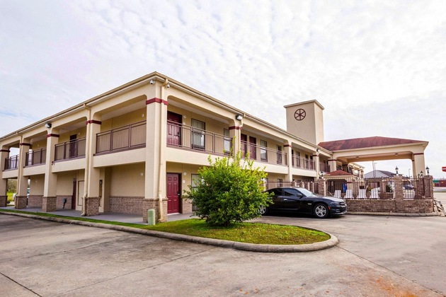 Gallery - Oyo Hotel Lsu