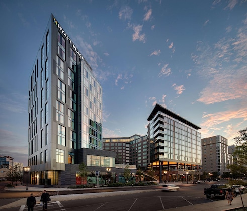Gallery - Hyatt Place Boston Seaport District