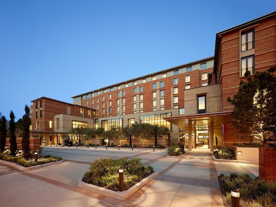 Gallery - Luskin Hotel