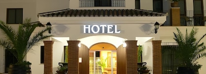 Hotel Los Dolmenes