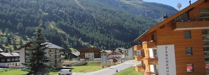 Typically Swiss Hotel Täscherhof