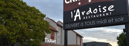 Logis Cris Hôtel Et Restaurant, Lyon Sud-Est