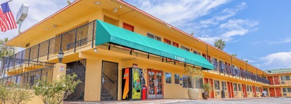 Hotel Avenida - Oceanside Camp Pendleton