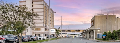 Bangor Aviator Hotel, Bw Premier Collection