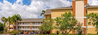 Extended Stay America Fort Lauderdale Cypress Creek Andrews Ave.