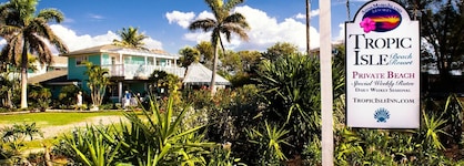 Tropic Isle At Anna Maria Island Inn