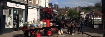 The George Inn