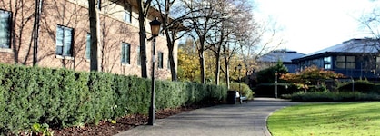 Lodge At Bristol