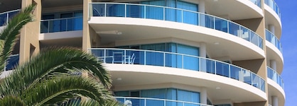 Sails Luxury Apartments