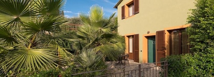 Leonardo Resort