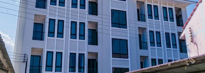 Calivefornia Hotel