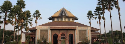 Omah Njonja Bed & Brasserie