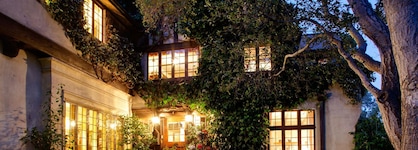 Old Monterey Inn