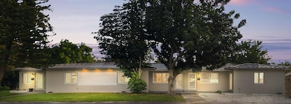 Alani Bay Premium Condos
