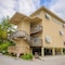 Coconut Mallory Marina And Resort Condo - map