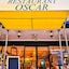 Avenue Beach Hotel