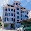 Calivefornia Hotel