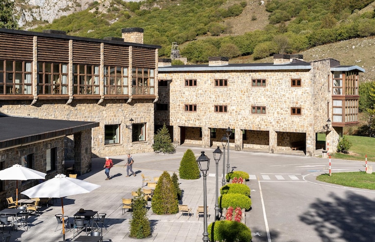 Restaurants - 2