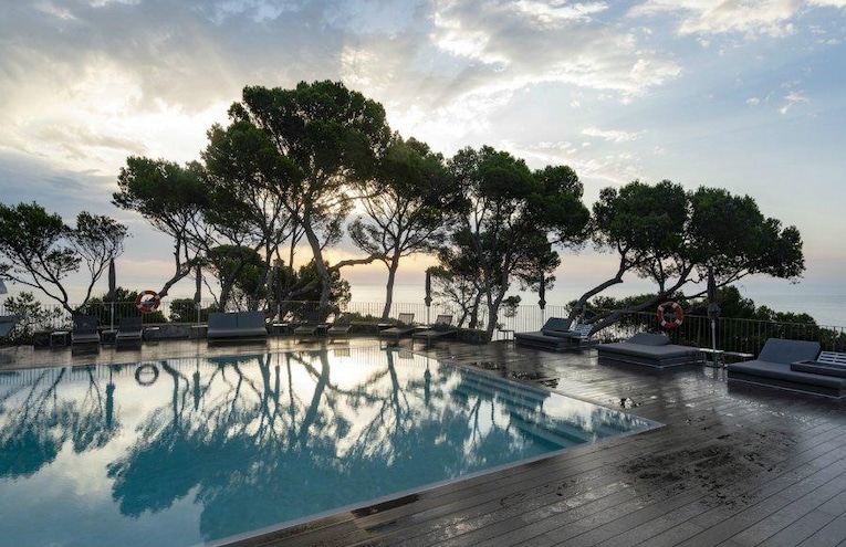 Swimming pools - 4