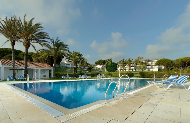 Swimming pools - 1
