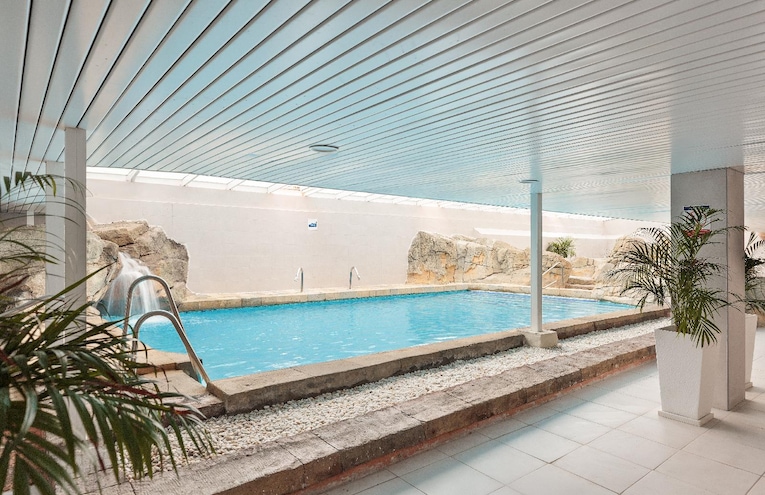 Swimming pools - 5