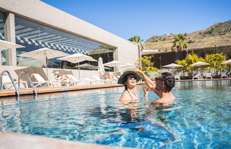 Swimming pools - 1