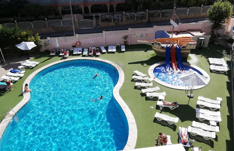 Swimming pools - 5