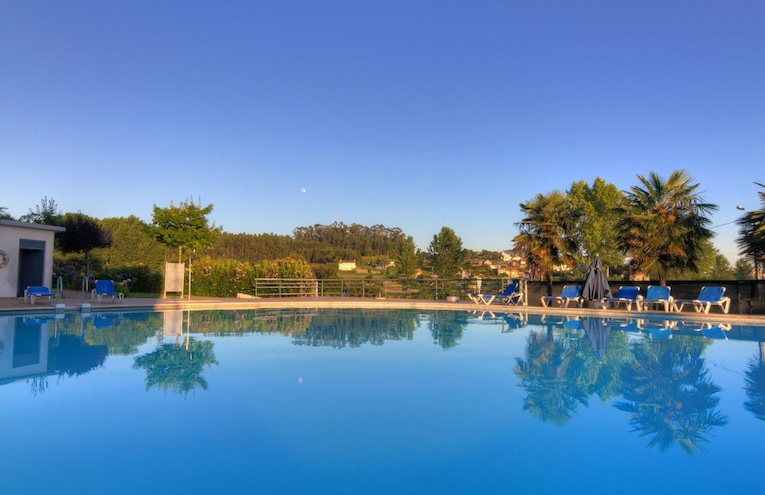 Swimming pools - 1