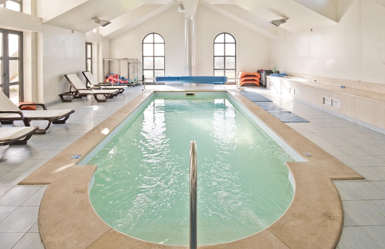 Swimming pools - 3