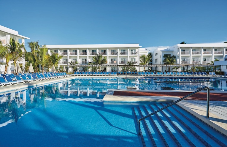 Swimming pools - 1
