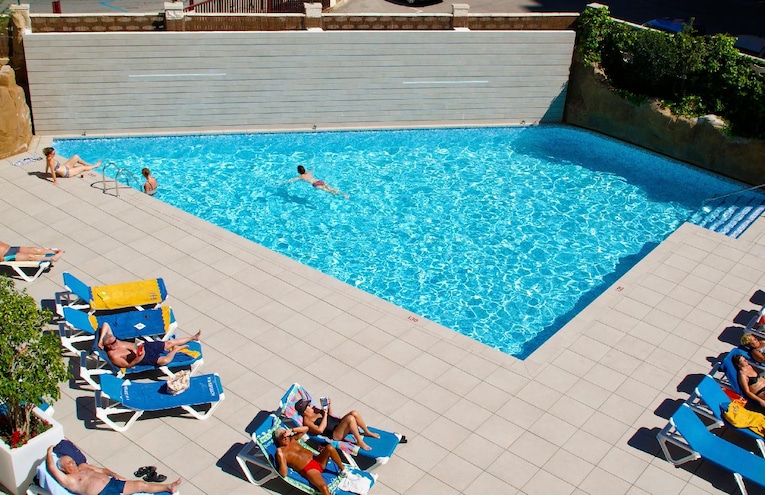 Swimming pools - 2
