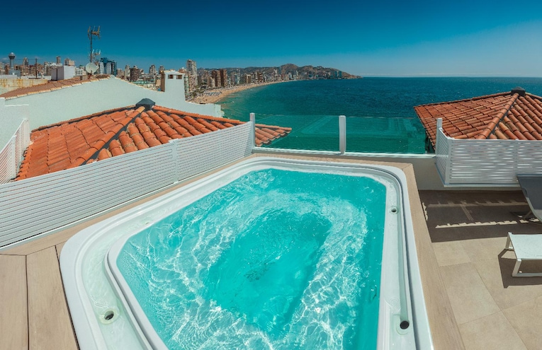 Swimming pools - 1