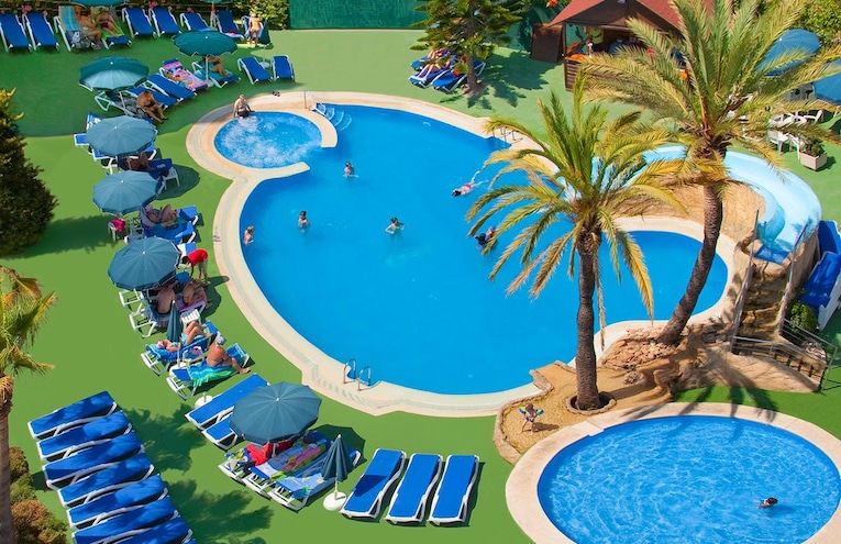Swimming pools - 1