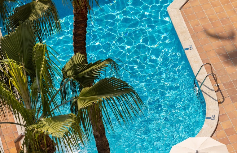 Swimming pools - 4