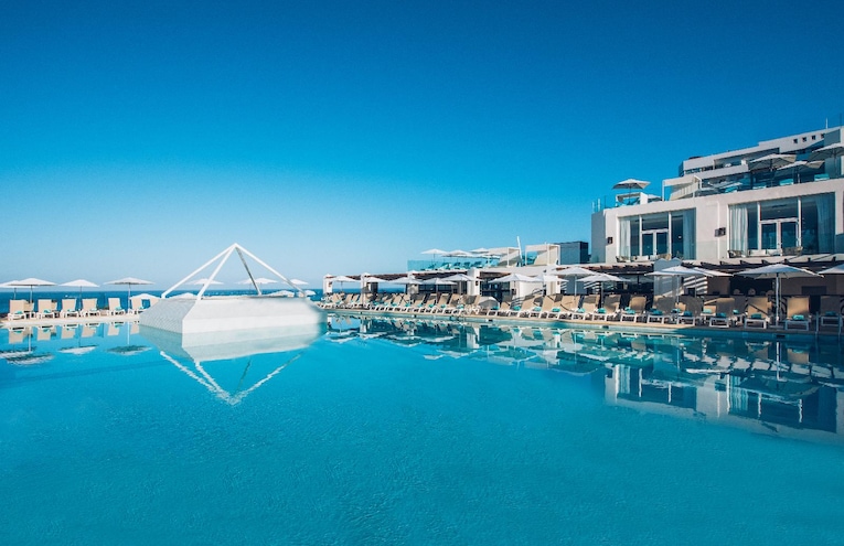 Swimming pools - 1