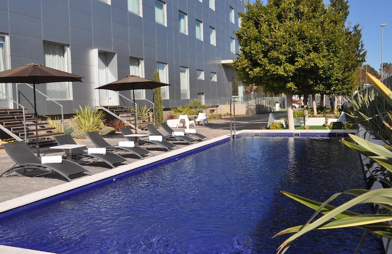 Swimming pools - 1
