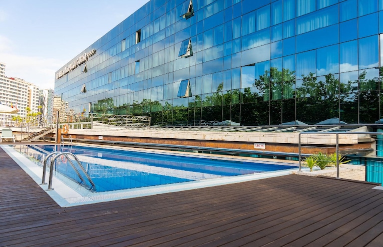 Swimming pools - 1